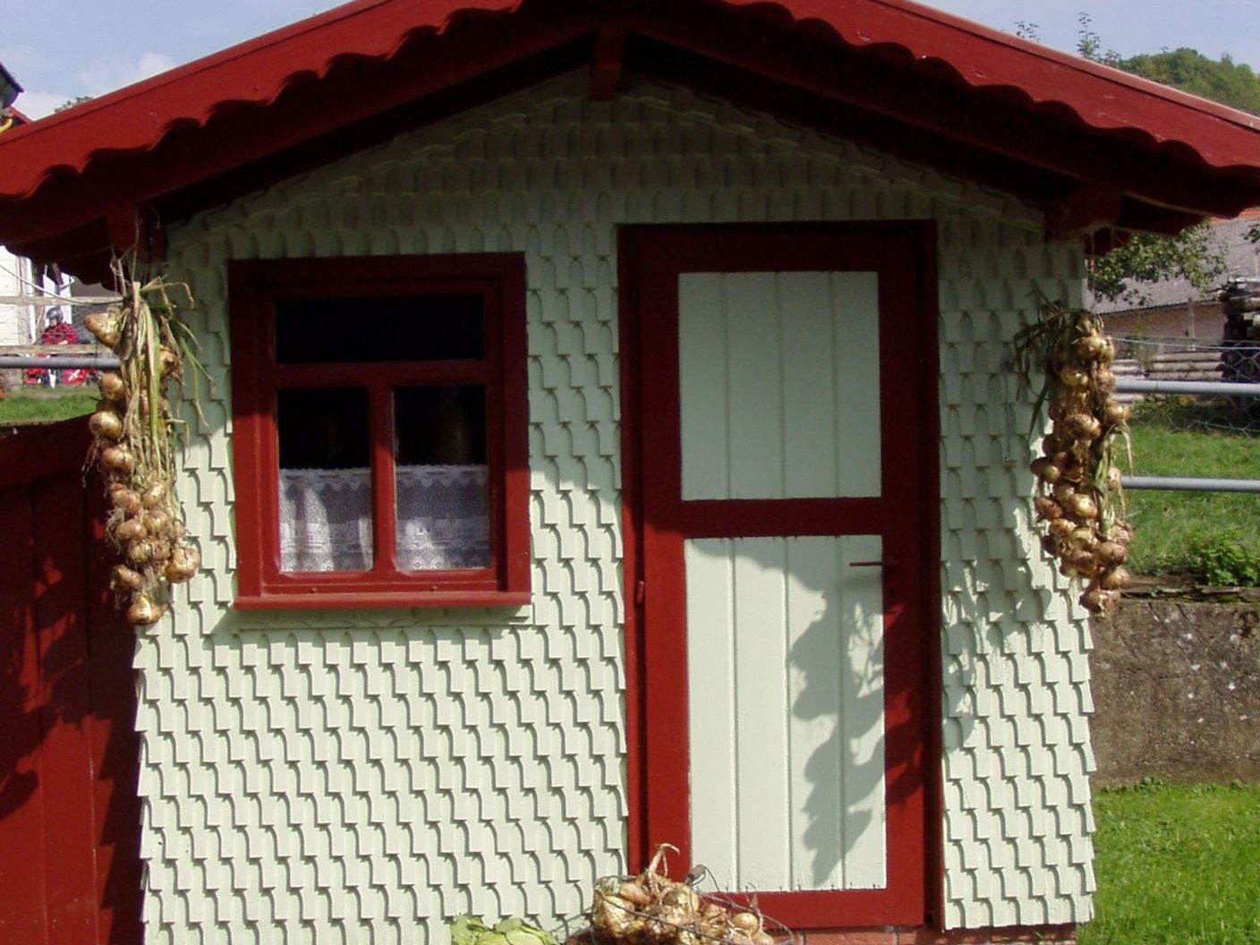 Gartenhaus mit Holzschindeln